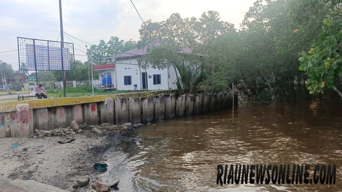 Nelayan Soroti Kondisi Perairan Pesisir Dumai