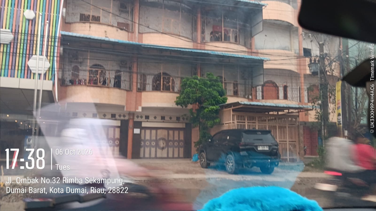 Ruko Lima Pintu Diduga Jadi Lokasi Bongkar Muat Tronton, Pengawasan Pemko Dumai Disorot